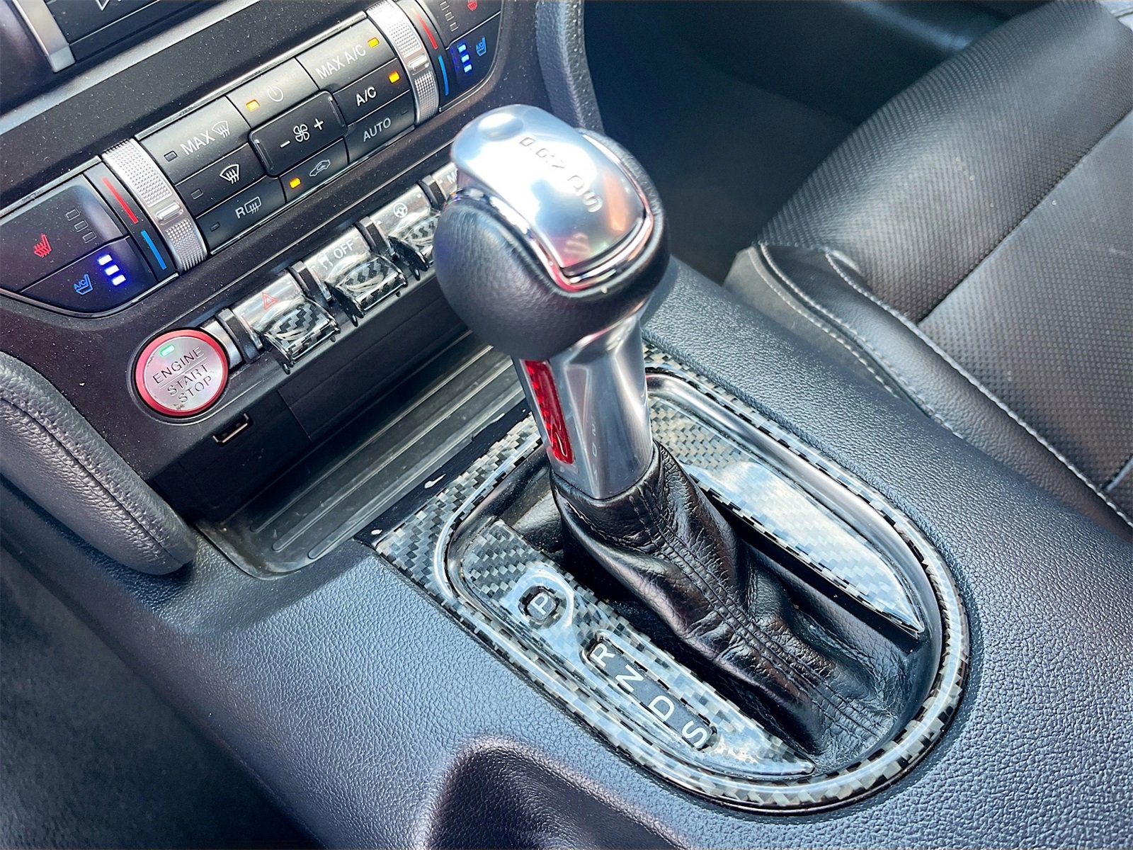 Used 2022 Ford Mustang GT Premium image 16