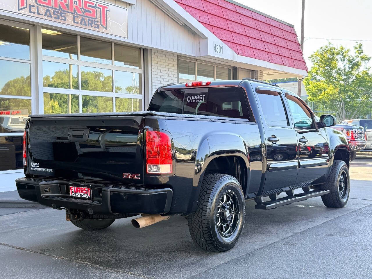 Used 2013 GMC Sierra 1500 Denali AWD/4WD image 3