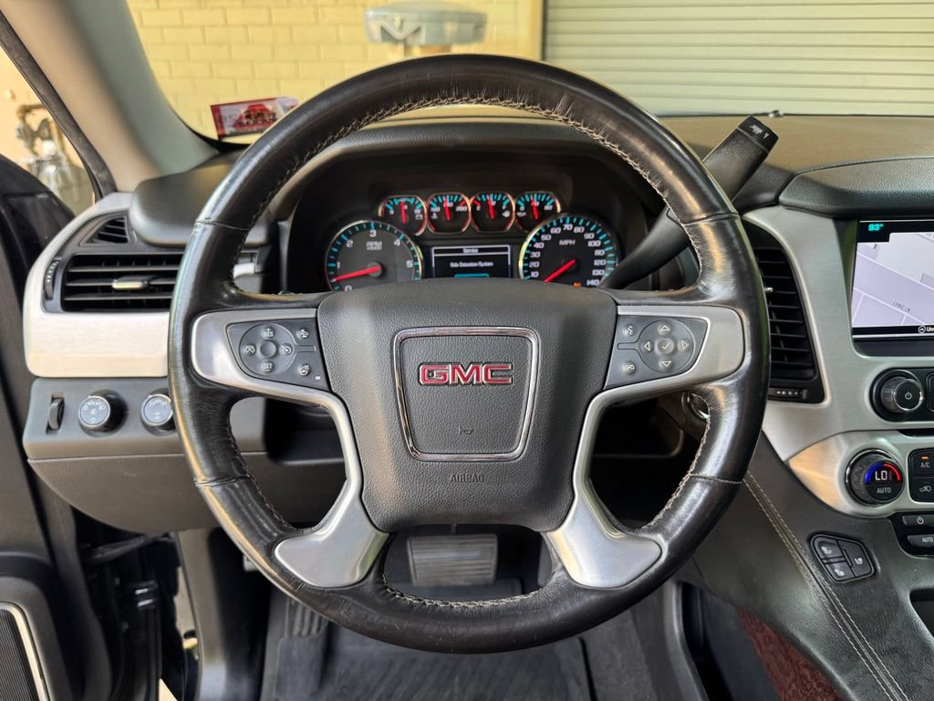 Used 2020 GMC Yukon XL SLT w/ Open Road Package AWD/4WD image 15