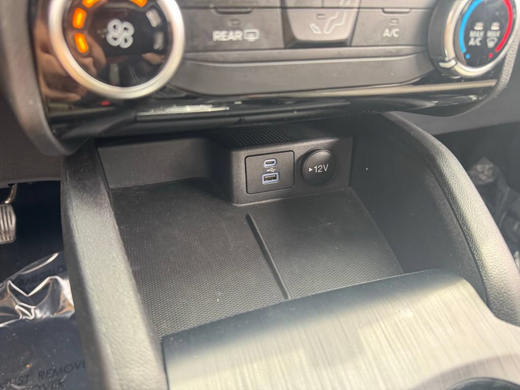 Certified 2022 Ford Escape SE AWD/4WD image 20