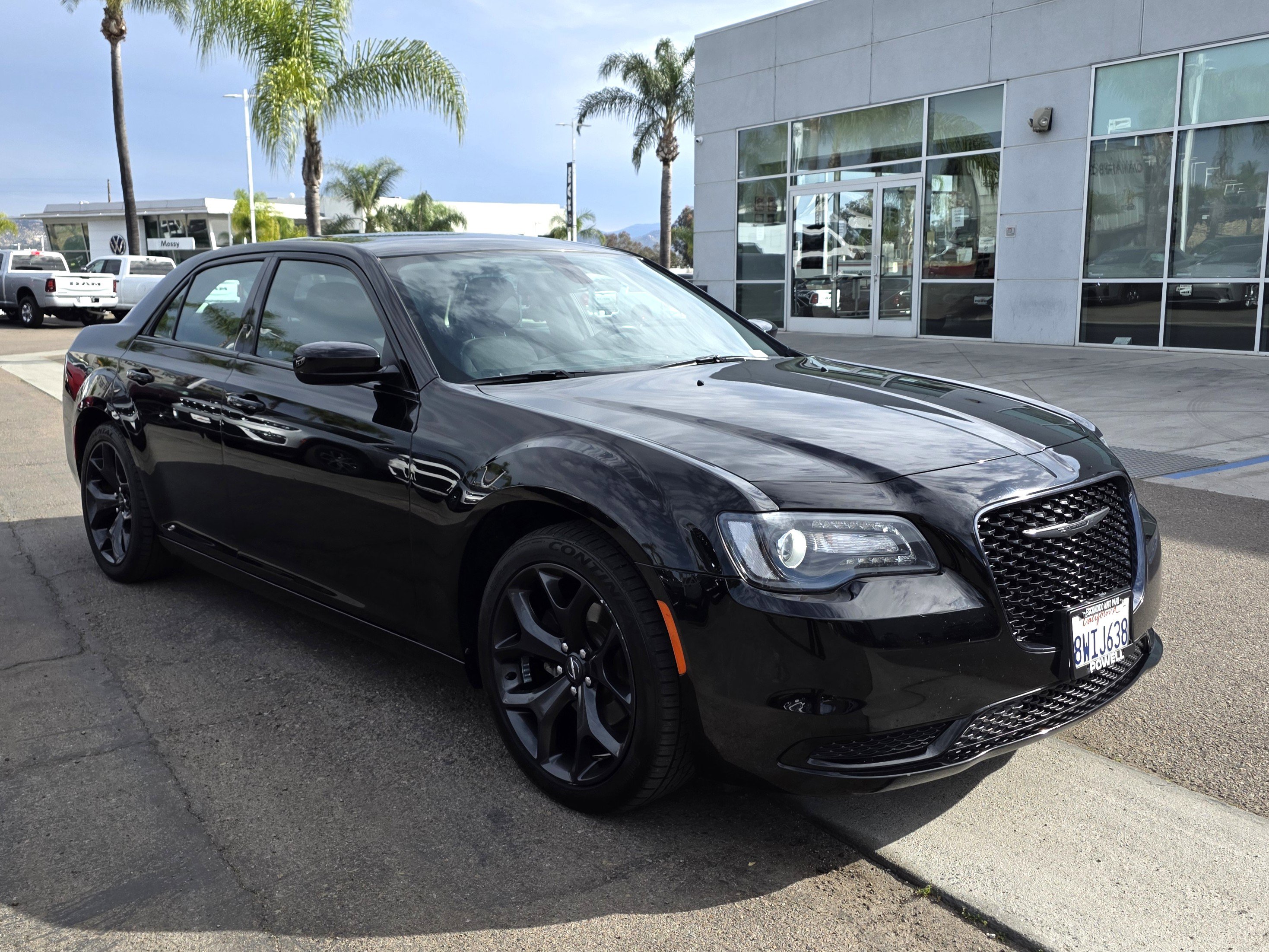 Certified 2021 Chrysler 300 Touring w/ Sport Appearance Package image 6