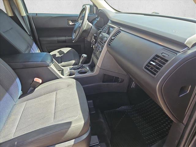 Used 2018 Ford Flex SE image 22