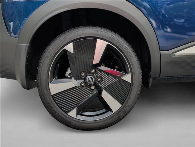 Used 2026 Nissan Kicks SR FWD image 29