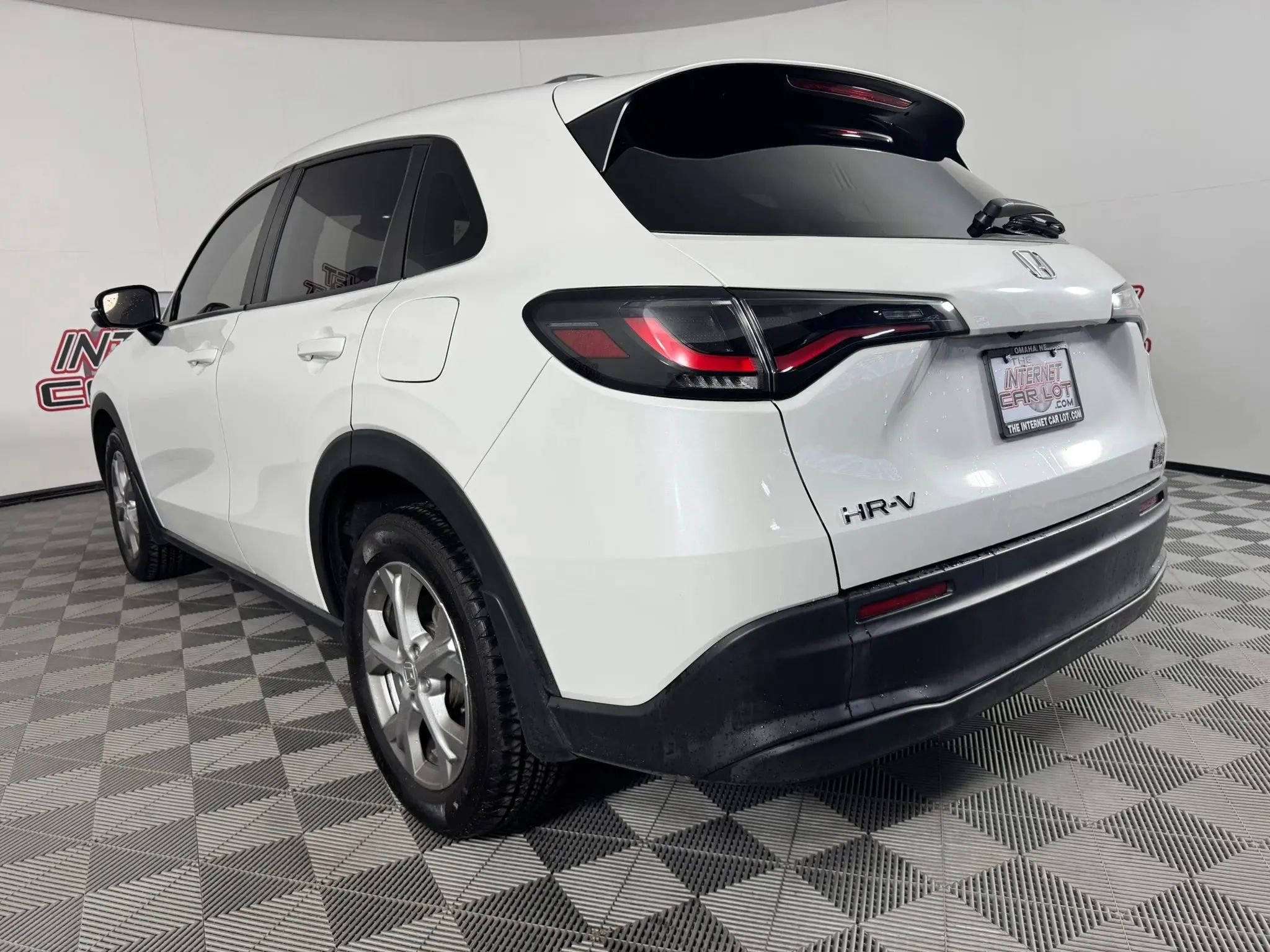 Used 2023 Honda HR-V LX image 25