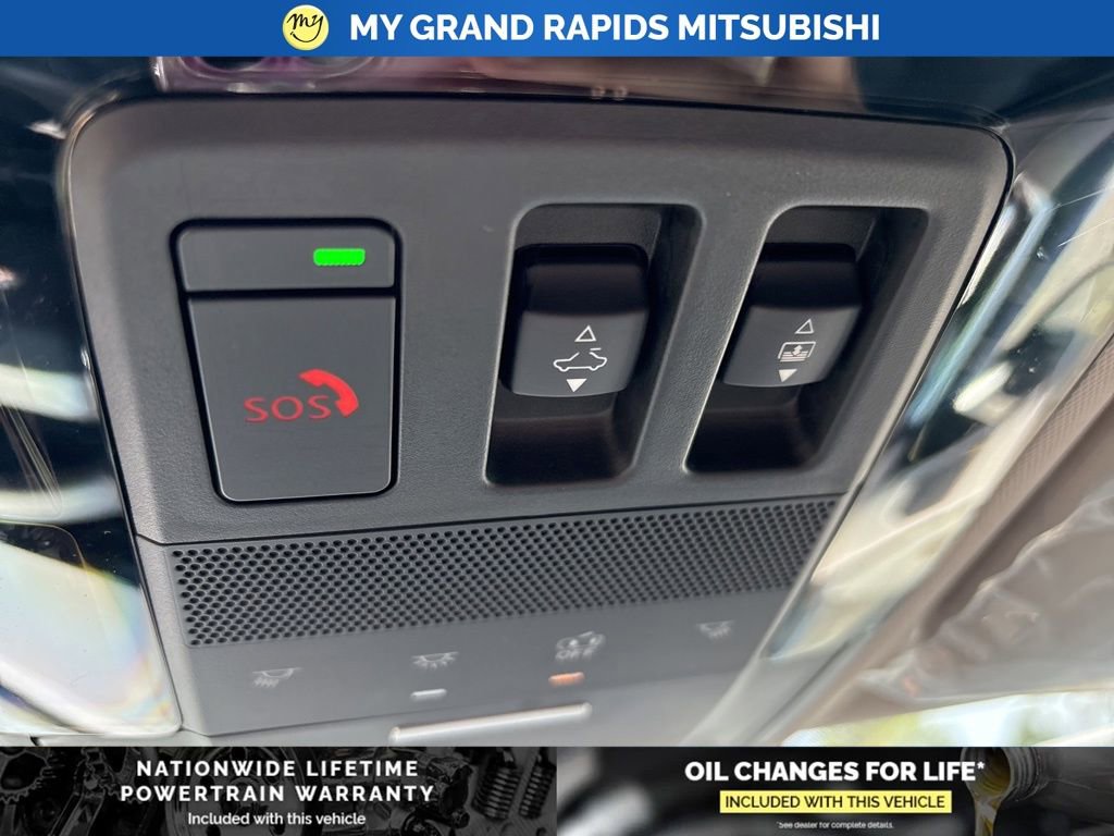 New 2026 Mitsubishi Outlander SE image 28