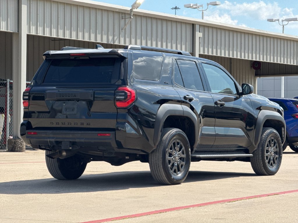 Certified 2025 Toyota 4Runner SR5 AWD/4WD image 6