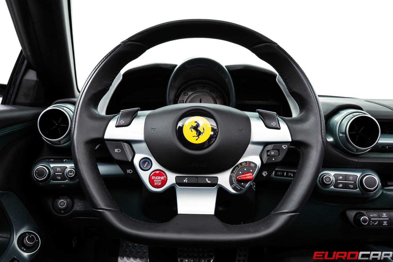 Used 2022 Ferrari 812 GTS RWD image 35
