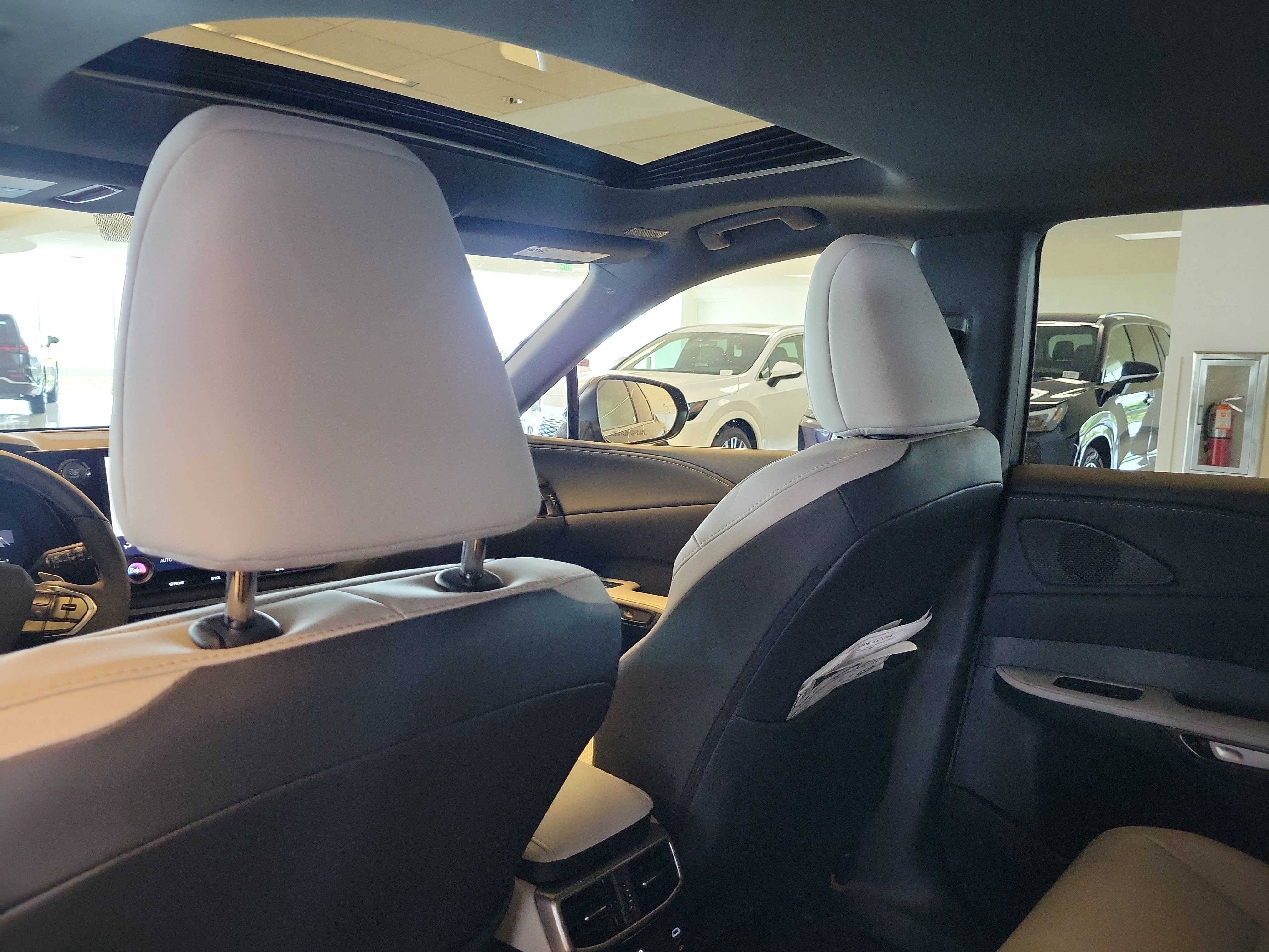 New 2026 Lexus RX 500h F Sport AWD/4WD image 16