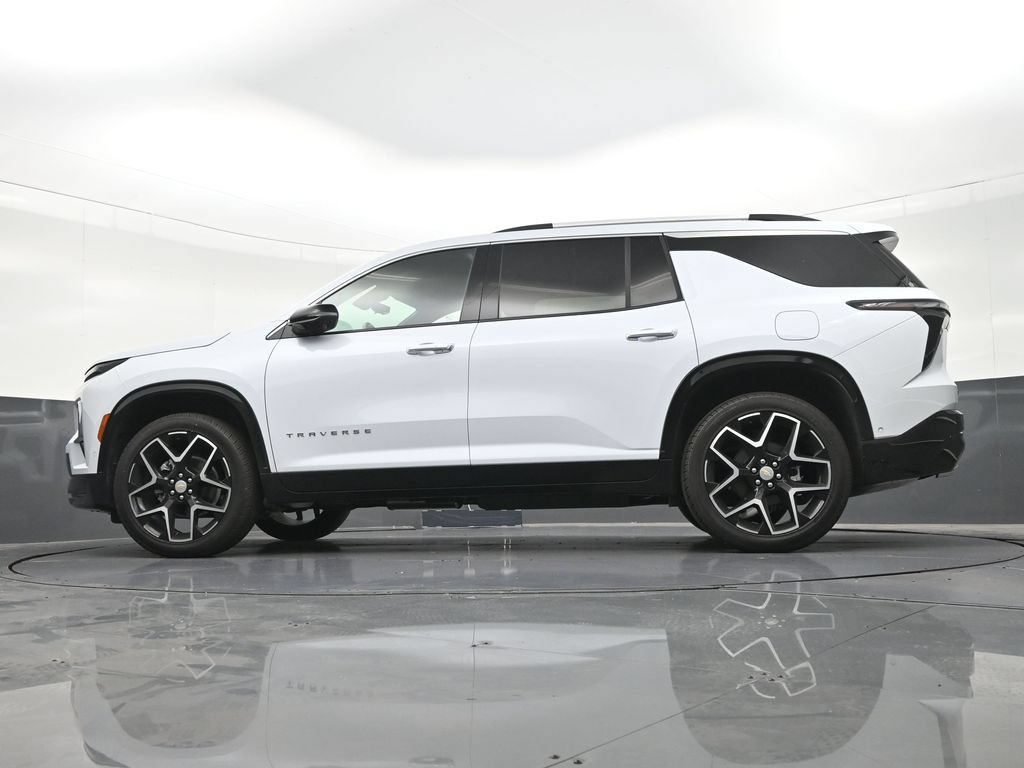 Used 2026 Chevrolet Traverse High Country FWD image 27