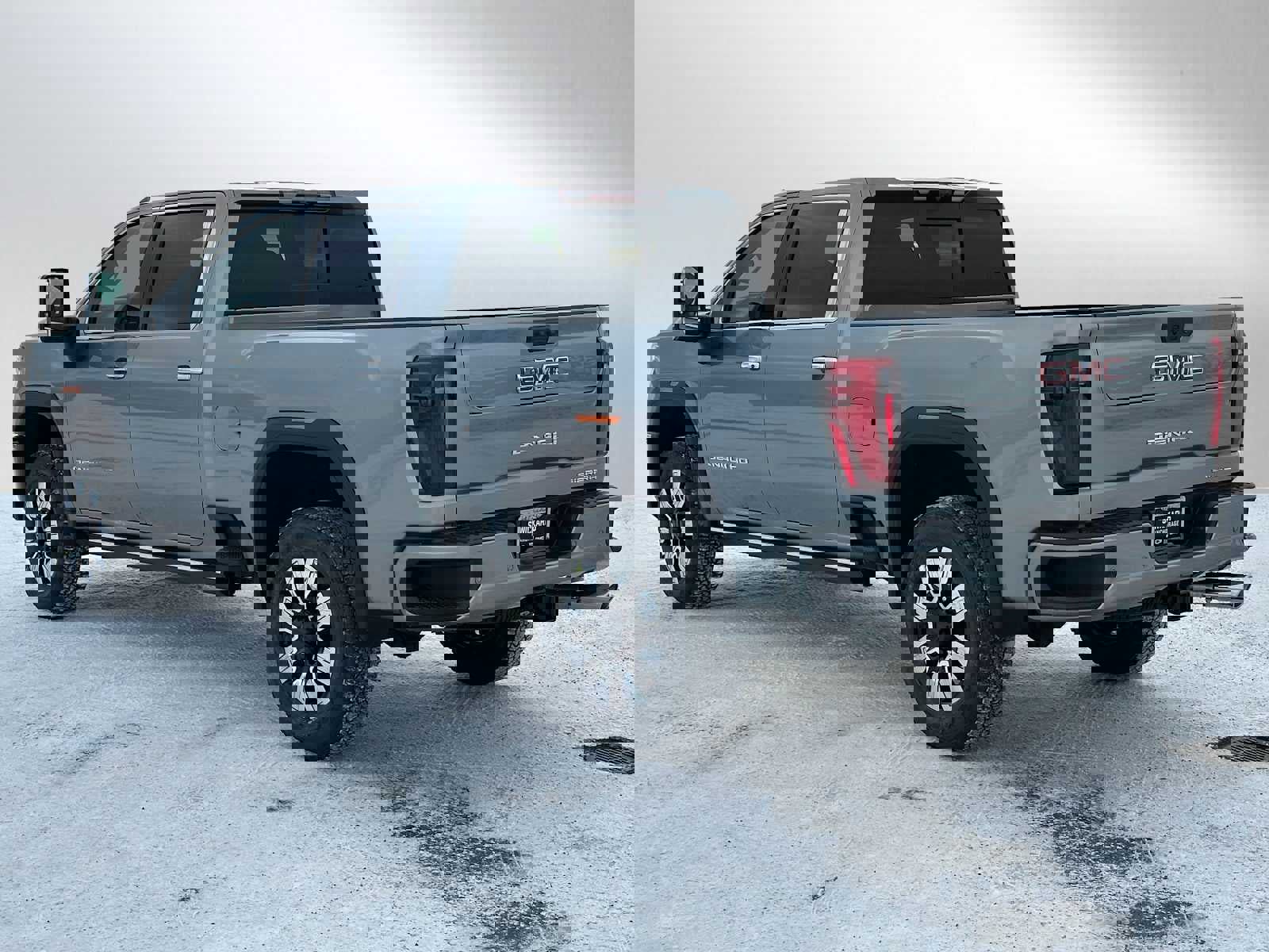New 2026 GMC Sierra 2500 Denali w/ Denali Reserve Package image 5