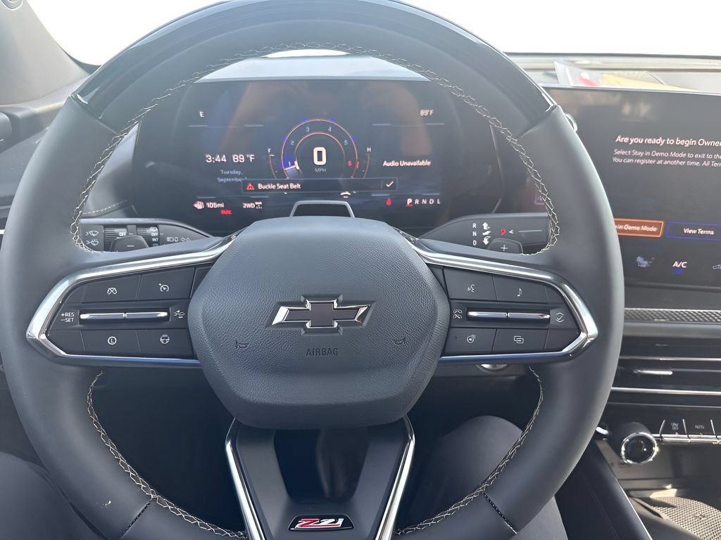 New 2027 Chevrolet Traverse Z71 w/ Enhanced Driving Package AWD/4WD image 16