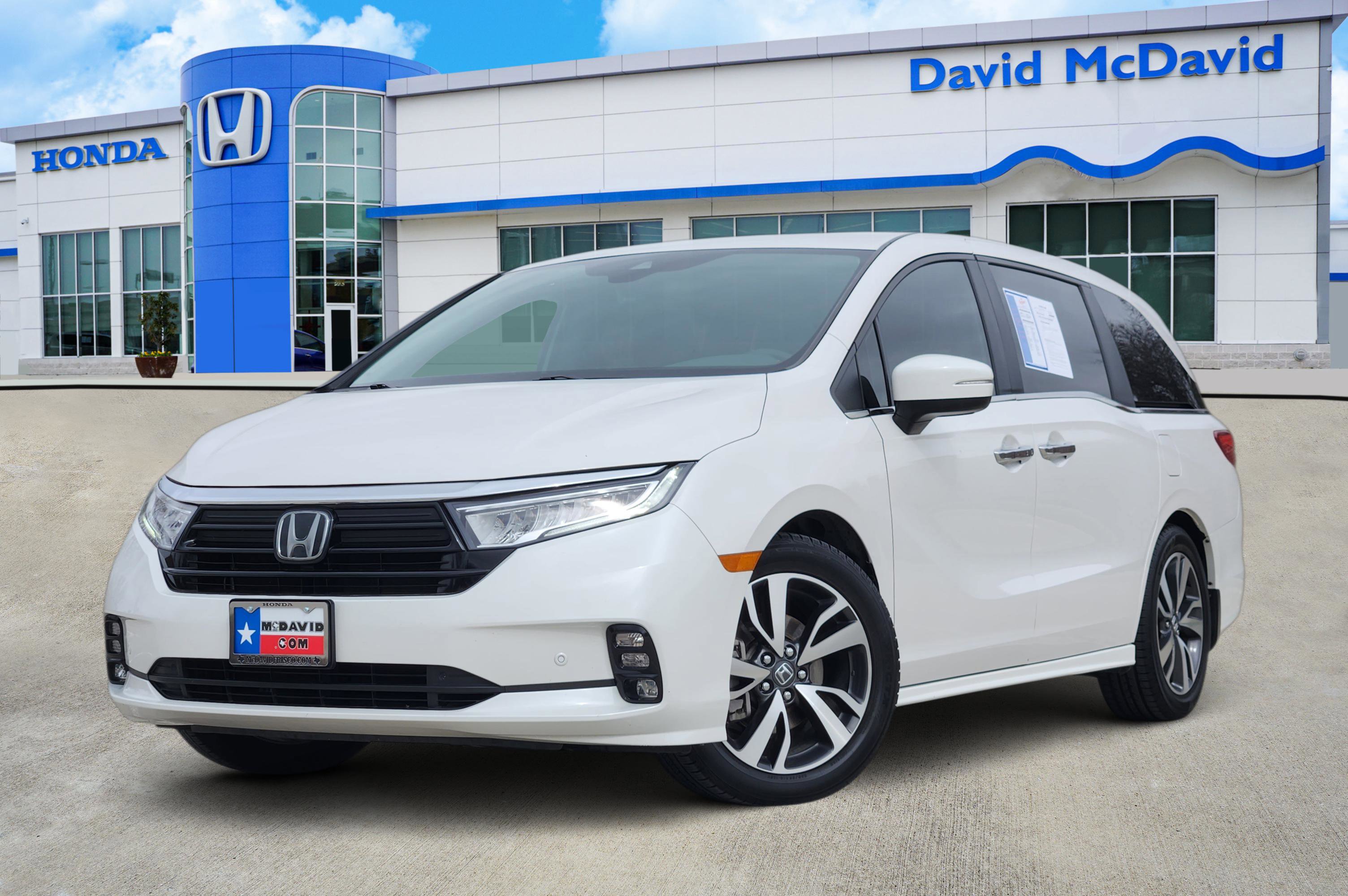 Certified 2023 Honda Odyssey Touring image 1