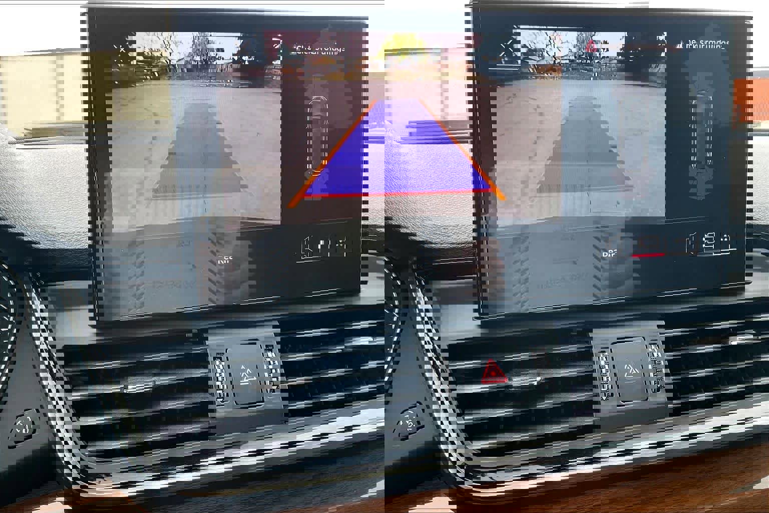 Used 2023 Audi Q5 2.0T Premium w/ Convenience Package image 24