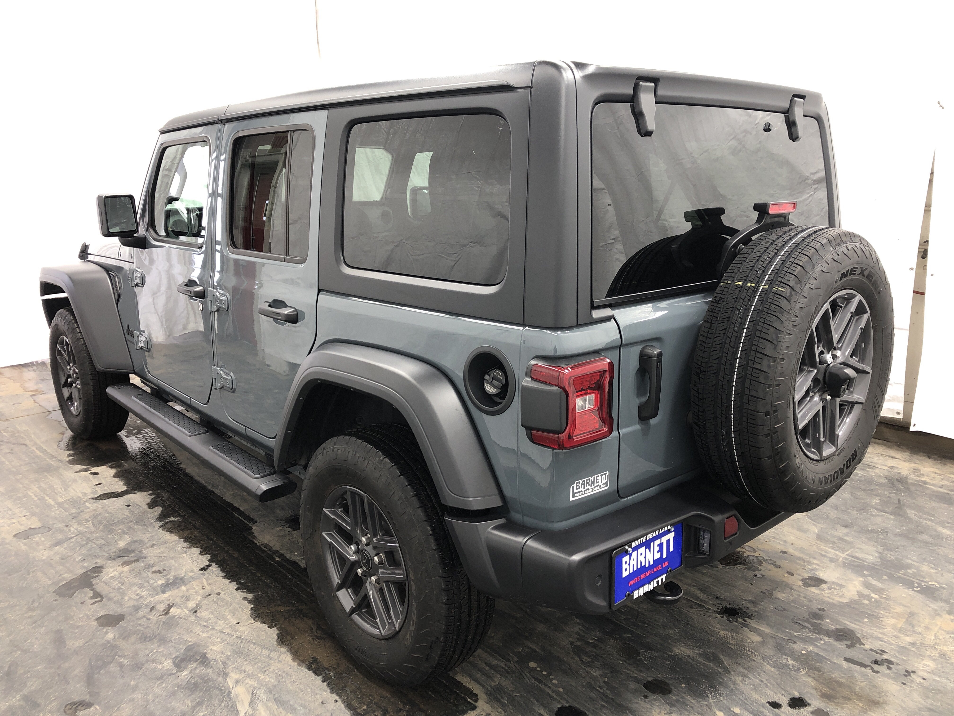 Certified 2025 Jeep Wrangler Unlimited Sport AWD/4WD image 6