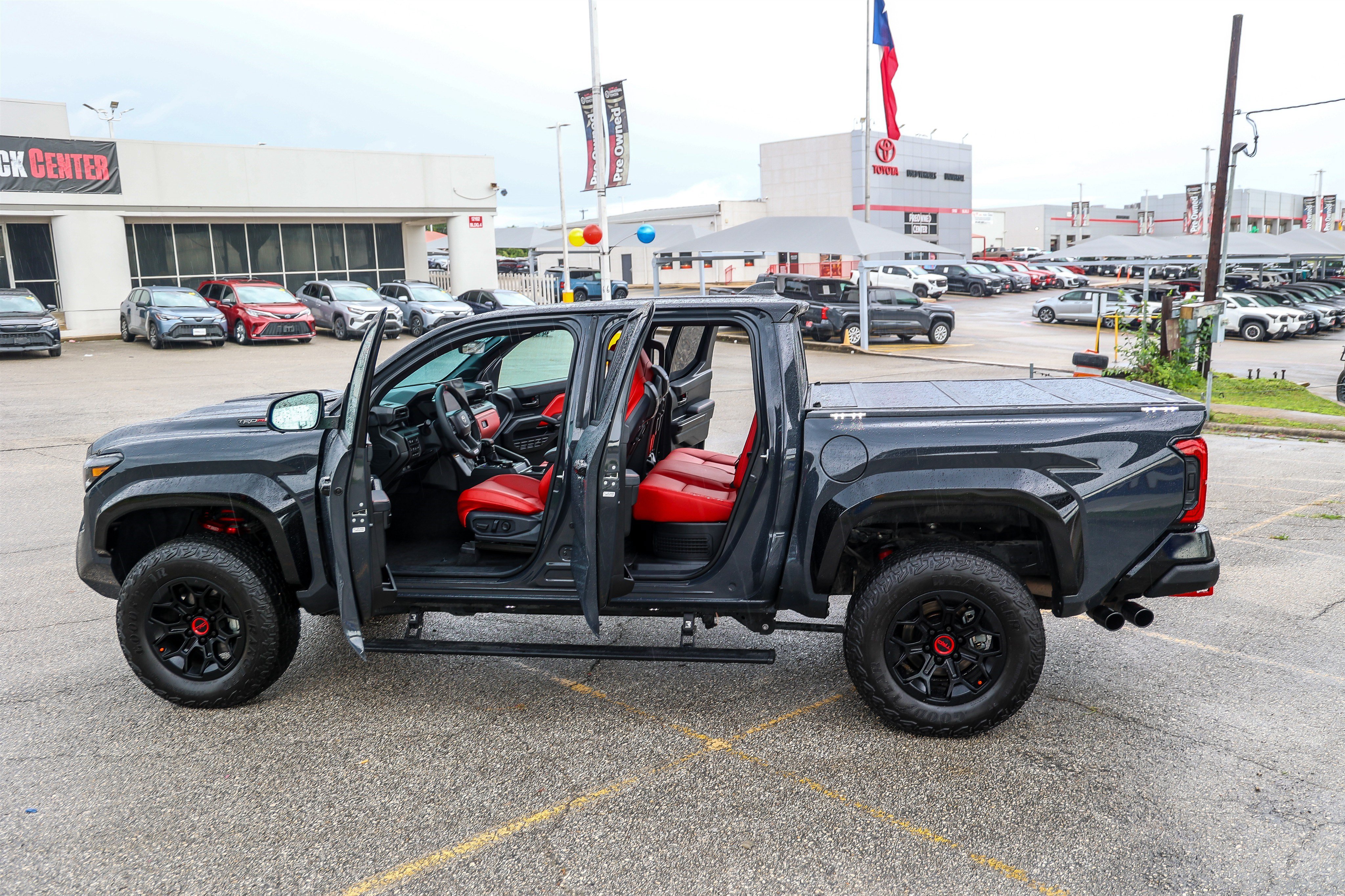 Certified 2025 Toyota Tacoma TRD Pro AWD/4WD image 11
