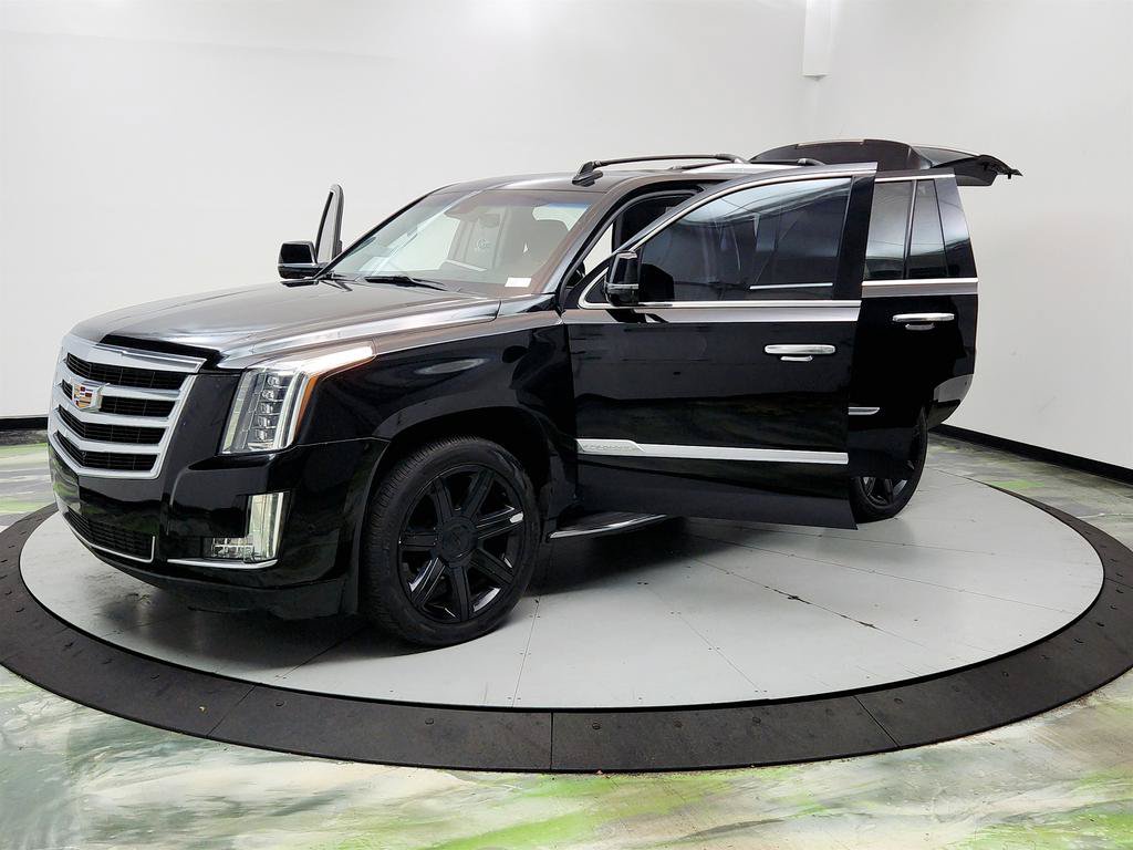Used 2019 Cadillac Escalade Luxury AWD/4WD image 9