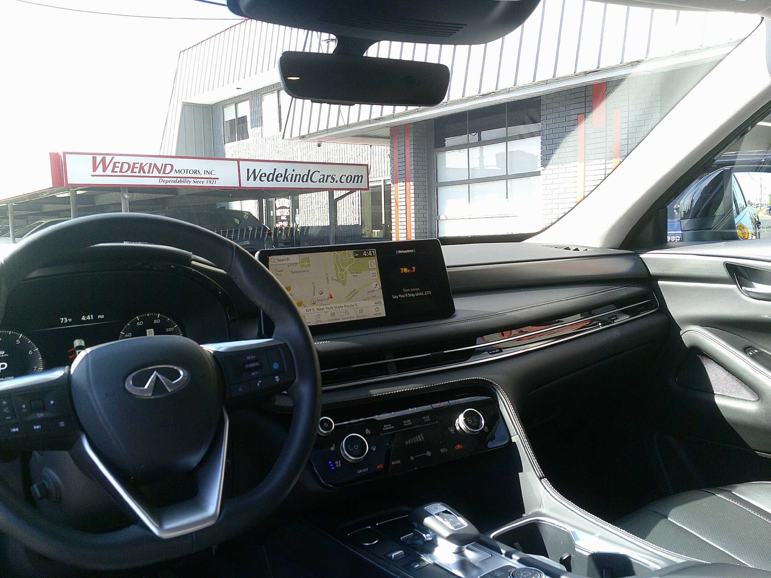 Used 2023 INFINITI QX60 Luxe w/ Cargo Package AWD/4WD image 22