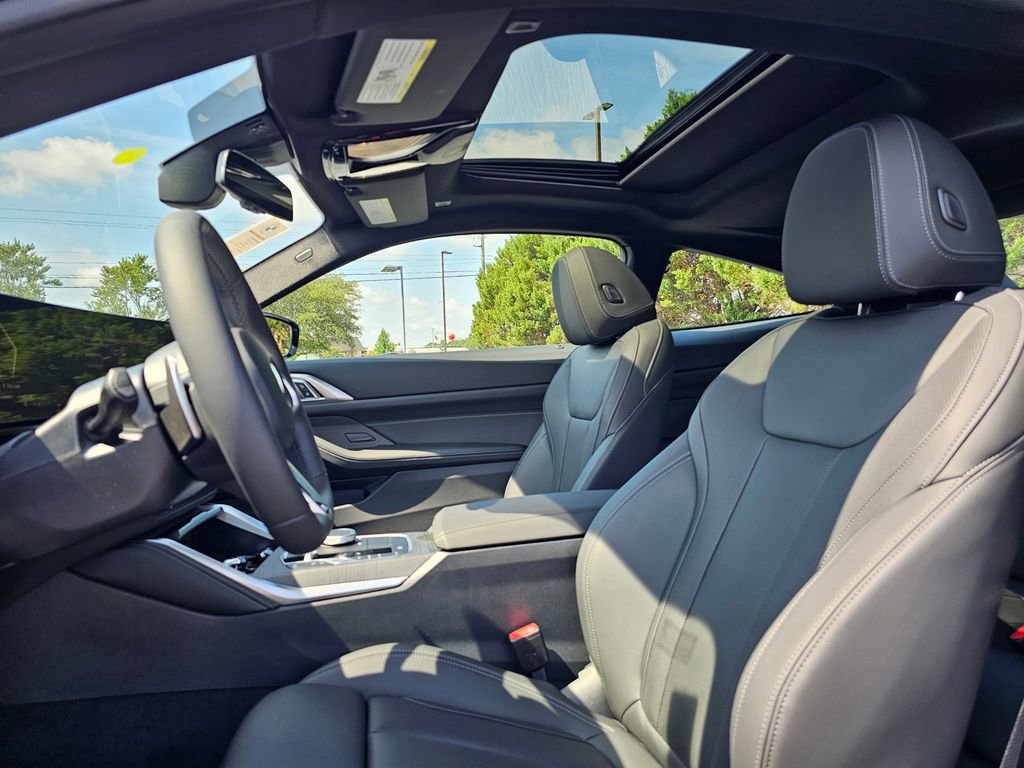 Used 2026 BMW 430i Coupe w/ M Sport Package image 14