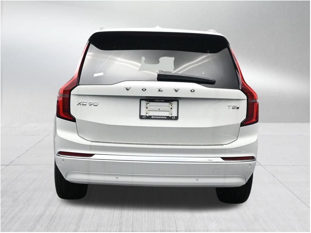 New 2026 Volvo XC90 T8 Plus w/ Protection Package Premier AWD/4WD image 4
