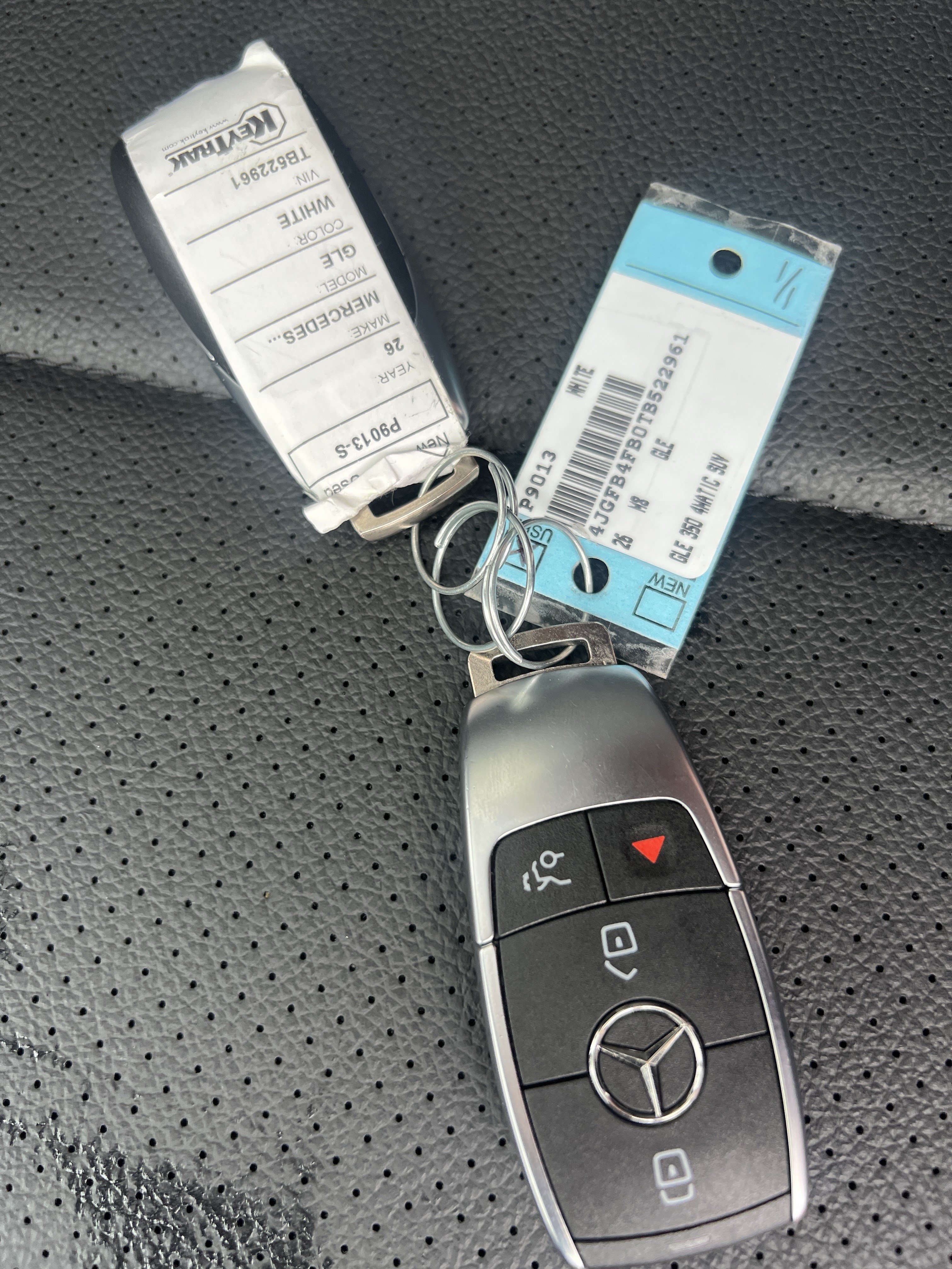 Certified 2026 Mercedes-Benz GLE 350 4MATIC image 36