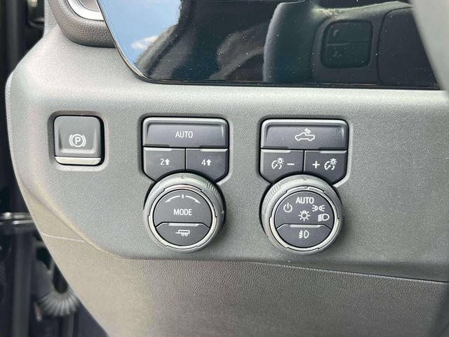 Certified 2024 Chevrolet Silverado 1500 RST AWD/4WD image 21