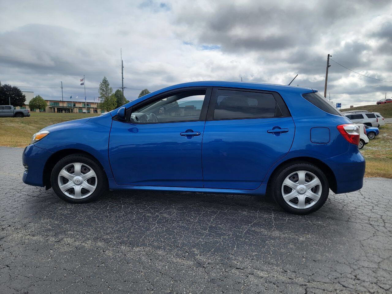 Used 2010 Toyota Matrix image 10