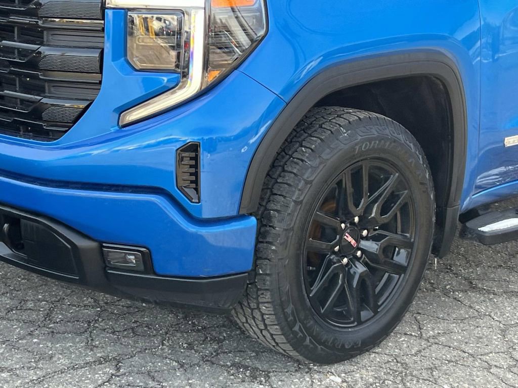 Used 2022 GMC Sierra 1500 Elevation w/ Elevation Premium Package image 8