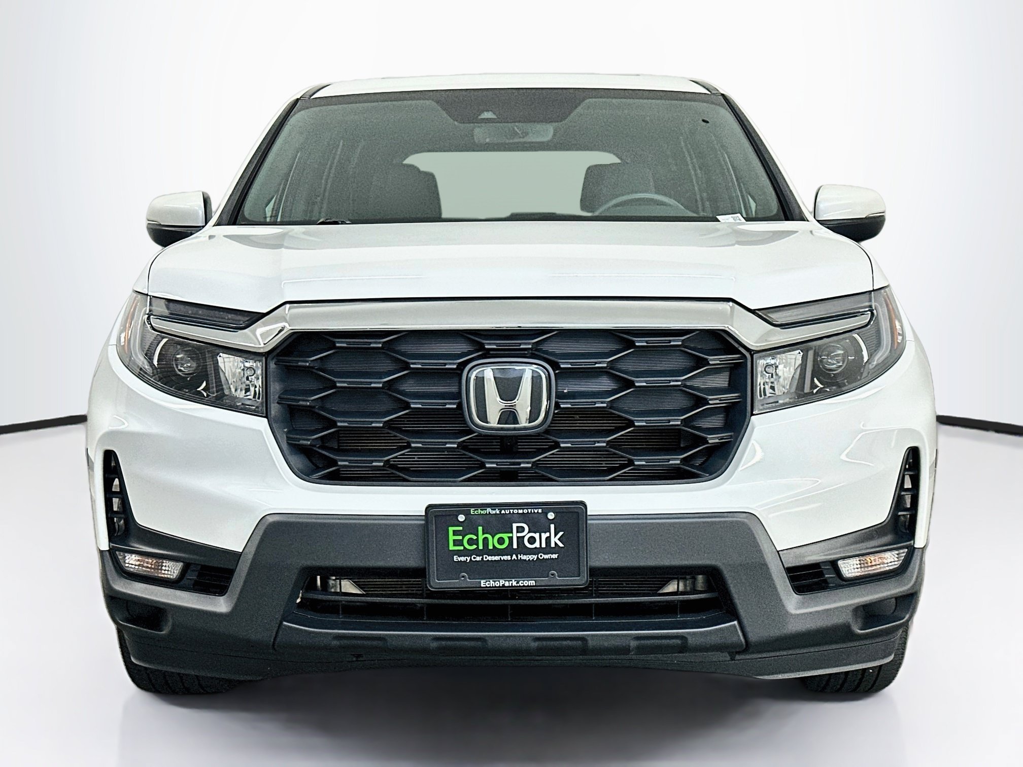 Used 2023 Honda Passport EX-L image 2