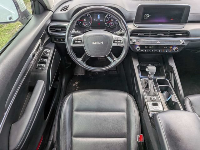 Used 2022 Kia Telluride LX FWD image 14
