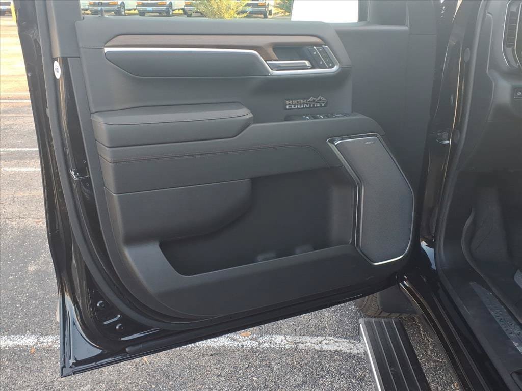 New 2026 Chevrolet Silverado 1500 High Country RWD image 14