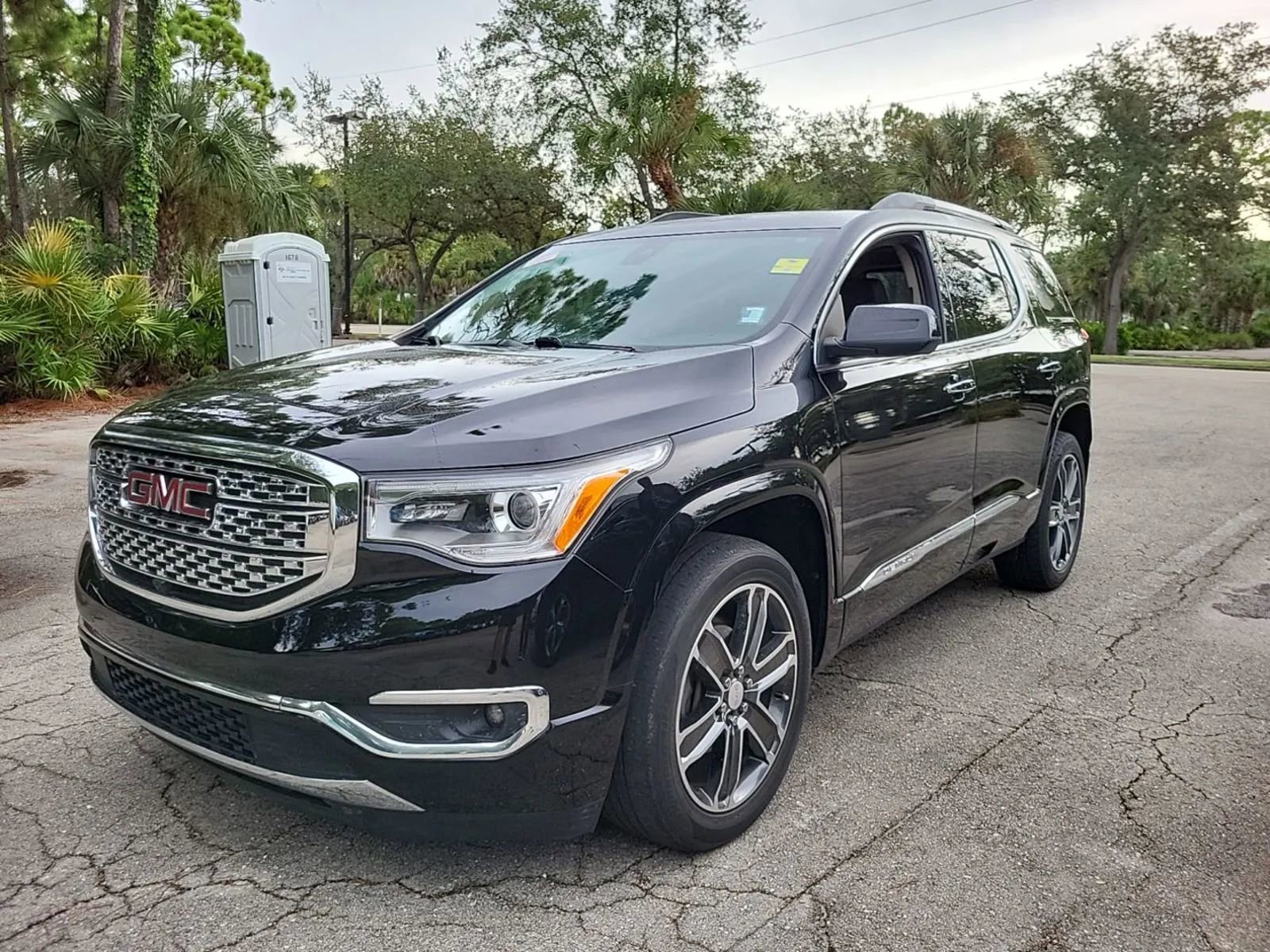 Used 2017 GMC Acadia Denali w/ Technology Package