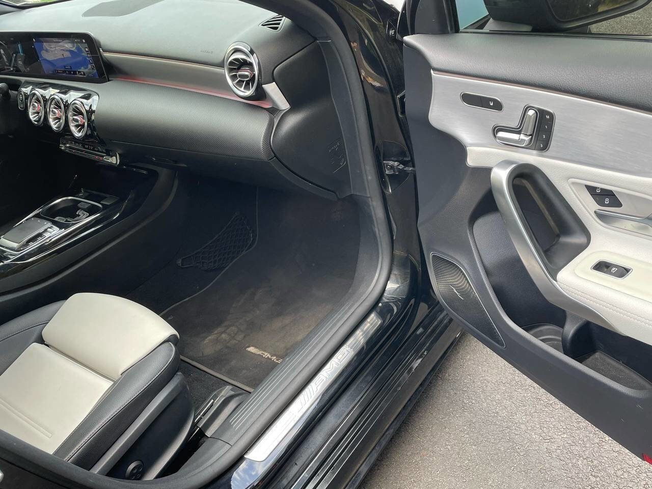 Used 2020 Mercedes-Benz A 35 AMG 4MATIC image 17