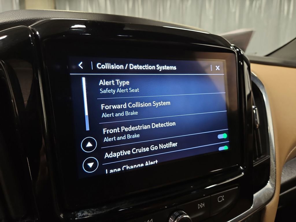 Used 2023 Chevrolet Traverse Premier w/ LPO, Cargo Package image 19