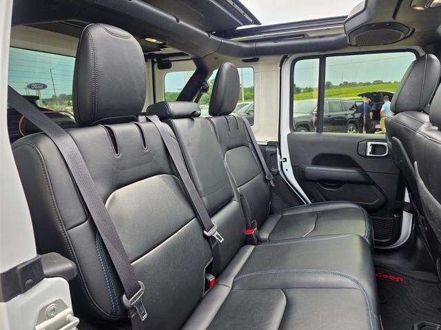 Used 2023 Jeep Wrangler Unlimited Rubicon 4xe w/ Cold Weather Group AWD/4WD image 20