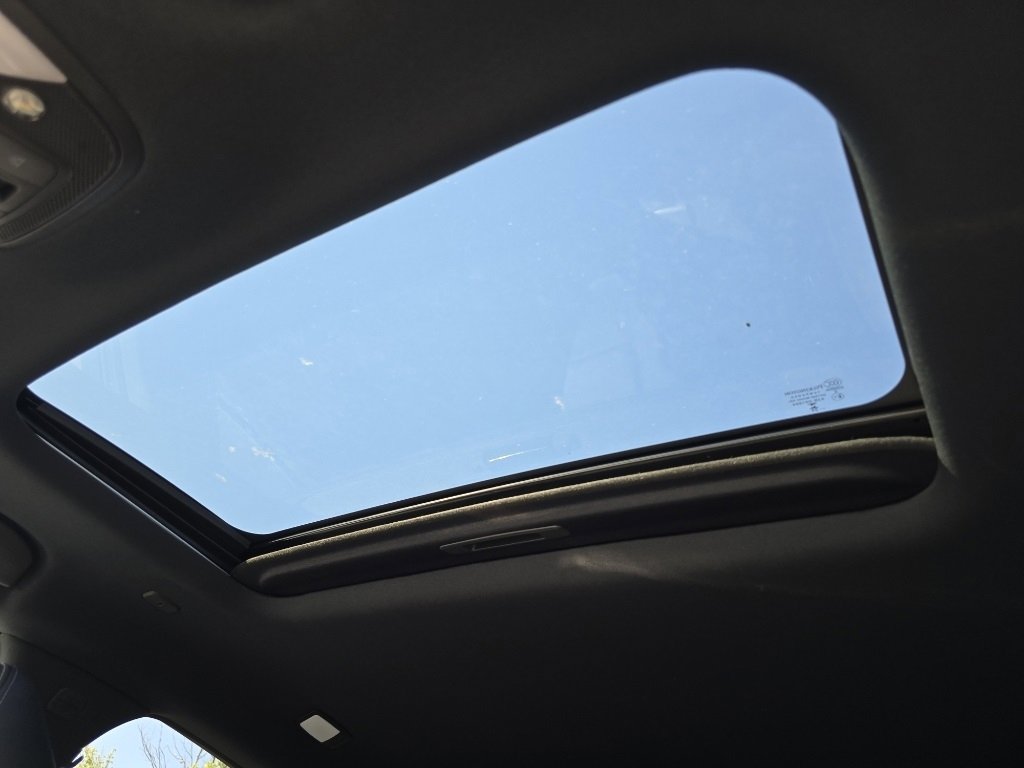 New 2025 INFINITI QX55 Luxe w/ Cargo Package image 3