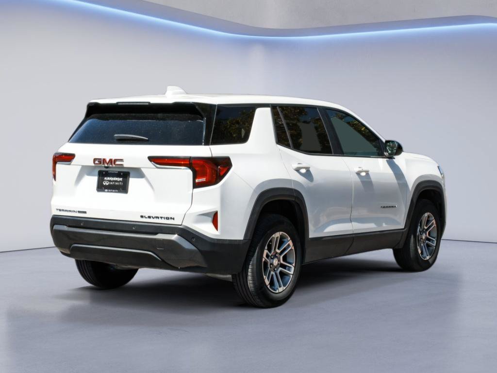 Used 2025 GMC Terrain Elevation AWD/4WD image 5
