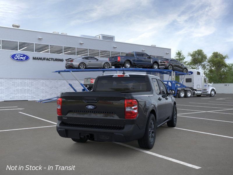 New 2026 Ford Maverick XLT w/ Equipment Group 301A AWD/4WD image 9