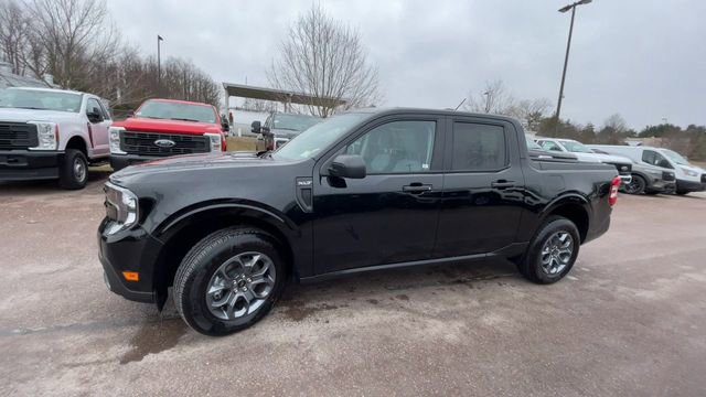 New 2025 Ford Maverick XLT image 4