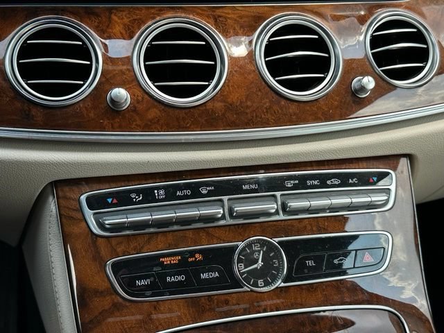 Certified 2019 Mercedes-Benz E 300 4MATIC image 27