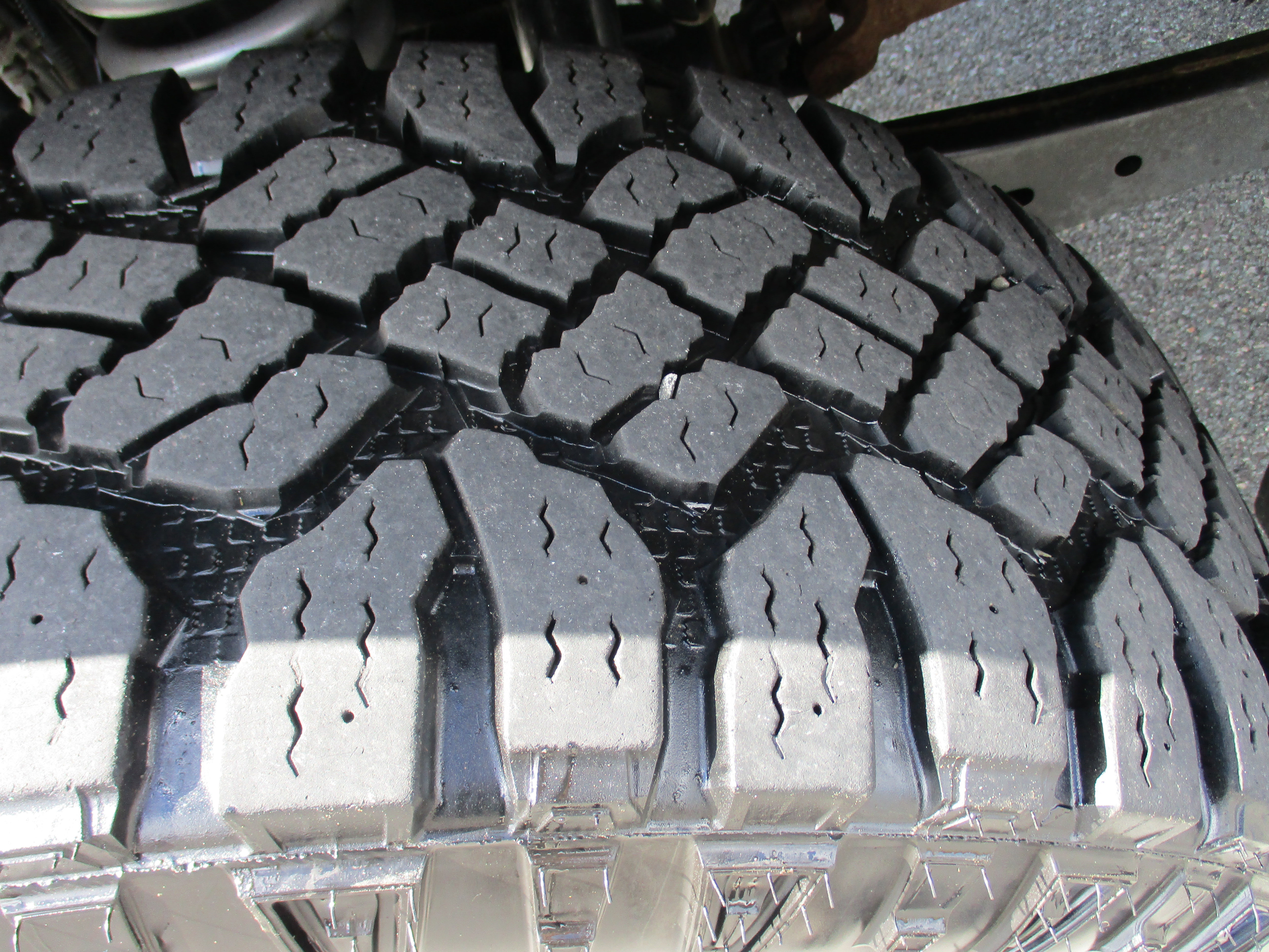 Used 2022 Ford F350 Lariat w/ Black Appearance Package image 10