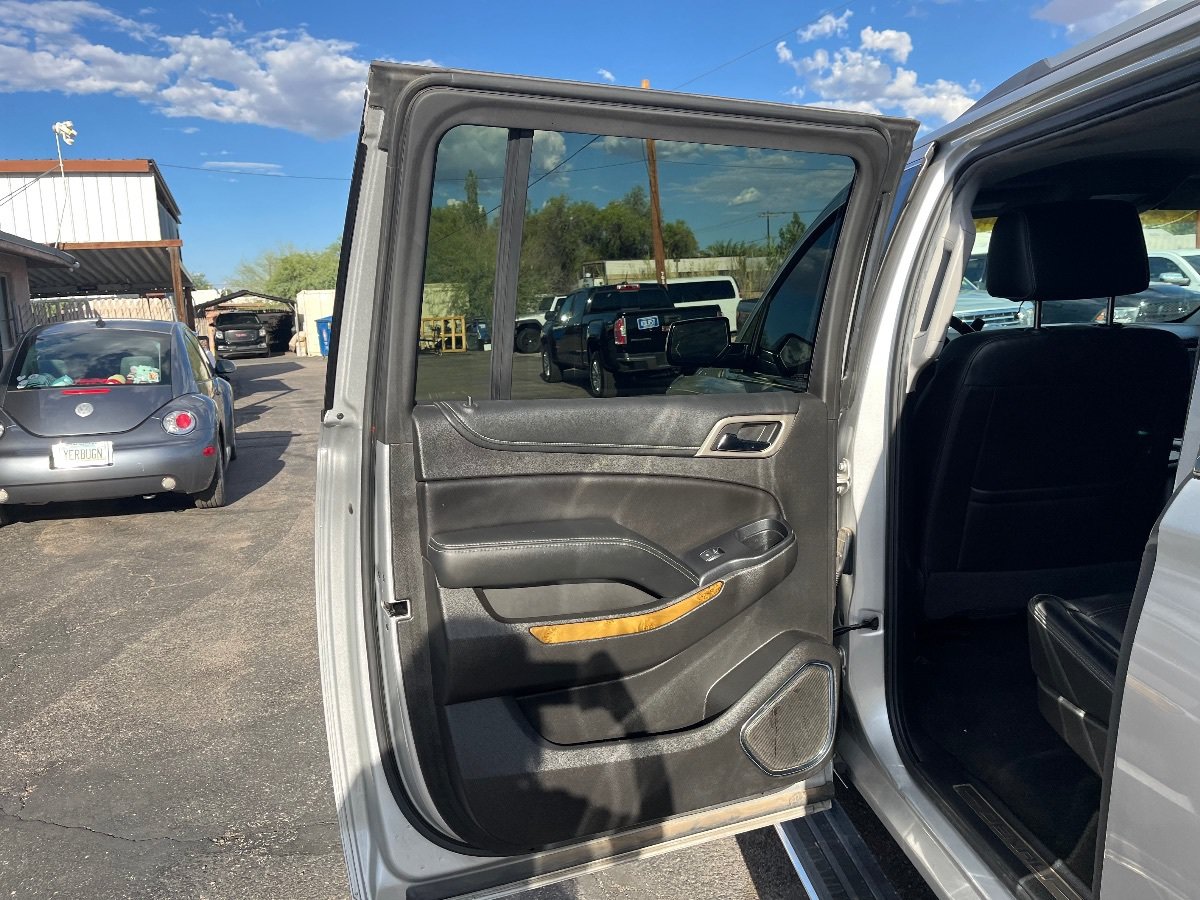 Used 2017 GMC Yukon XL Denali w/ Open Road Package RWD image 15
