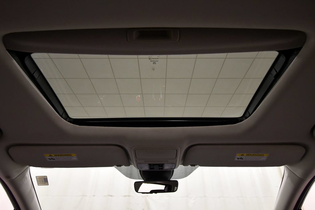 Certified 2025 Honda Odyssey EX-L image 16