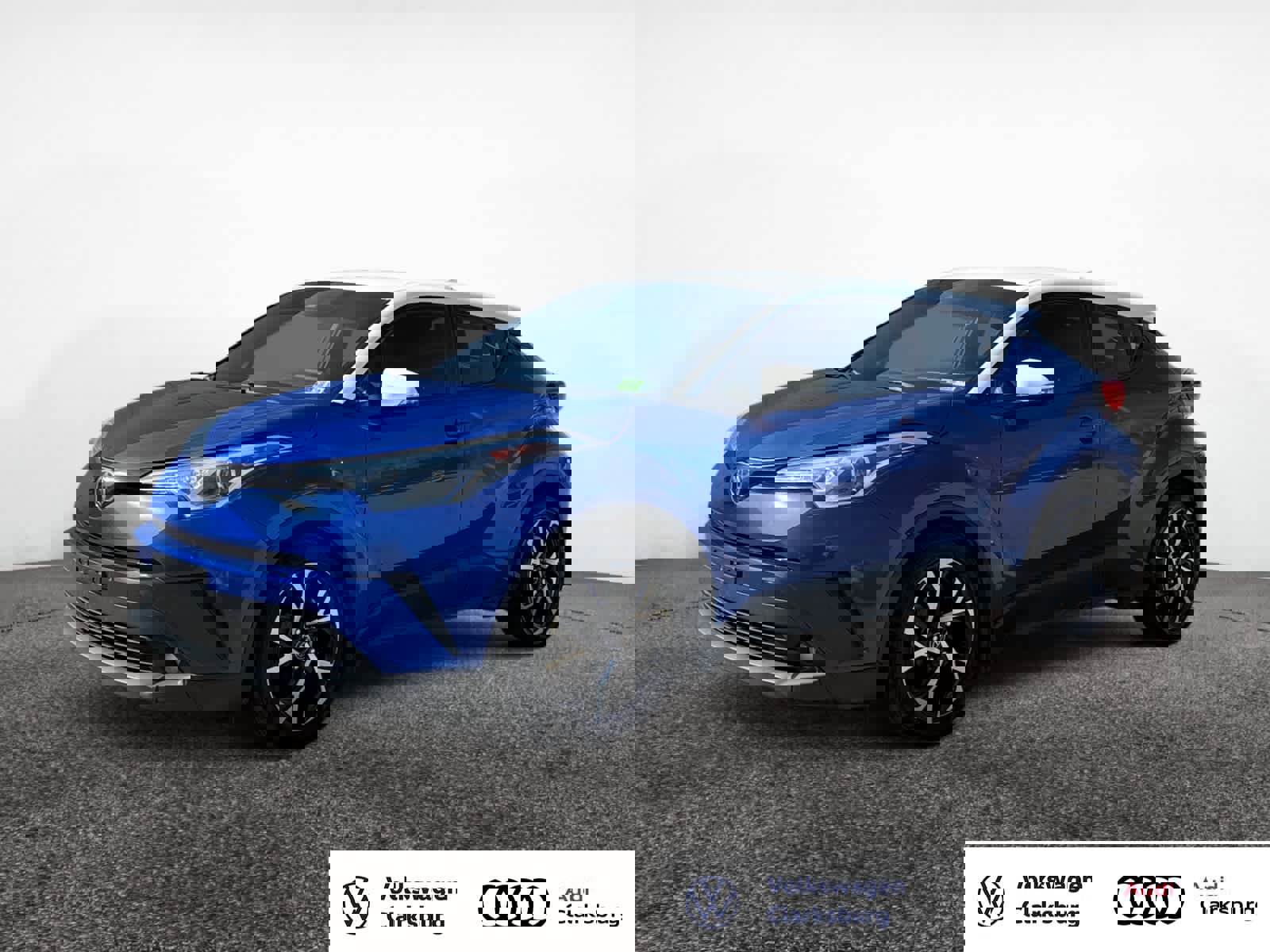Used 2018 Toyota C-HR XLE image 1