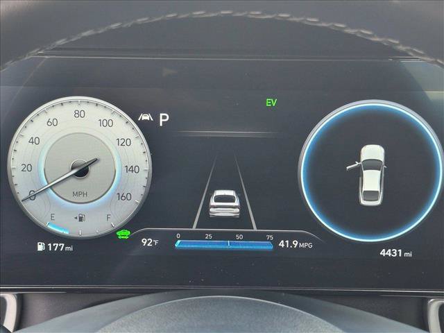 Used 2023 Hyundai Elantra Limited FWD image 10