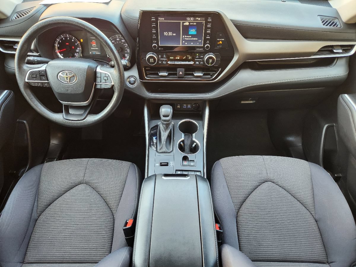 Used 2022 Toyota Highlander L FWD image 45