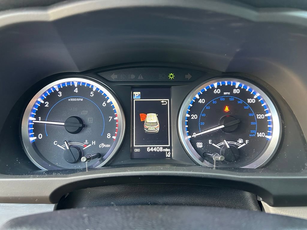 Used 2018 Toyota Highlander Plus AWD/4WD image 15