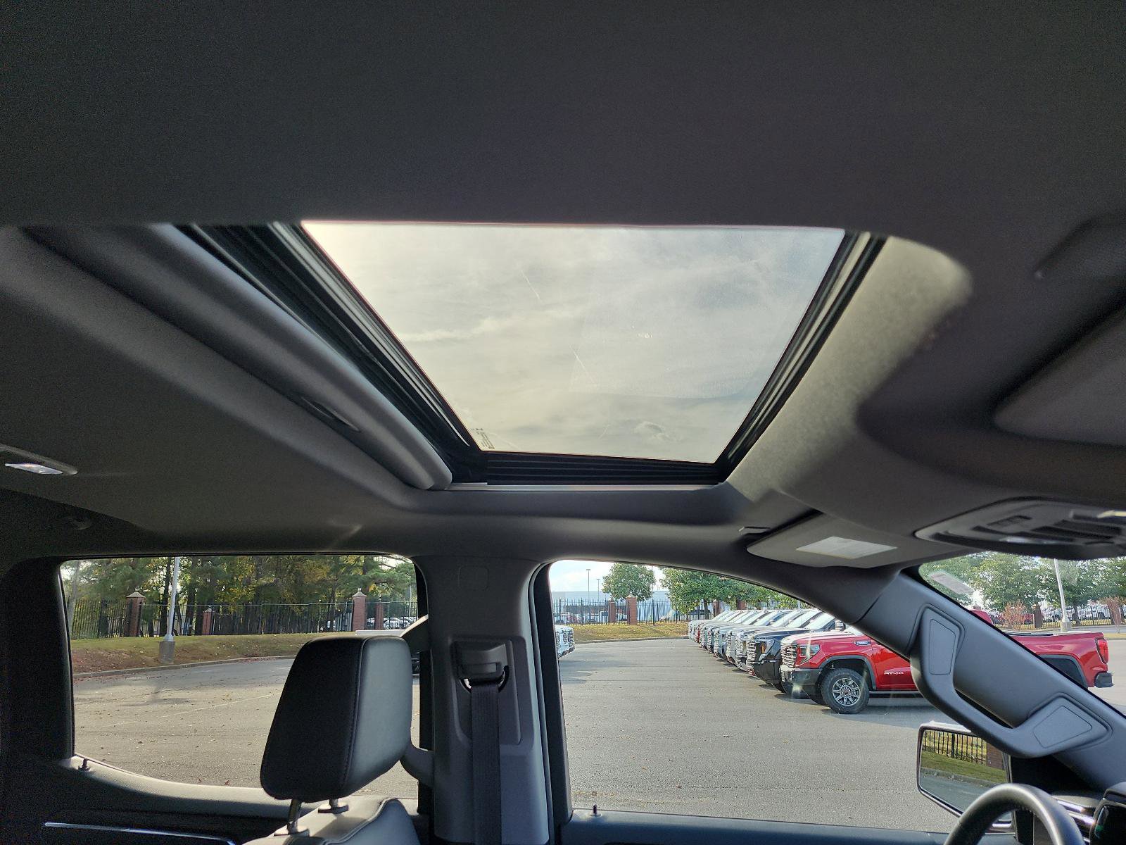 Certified 2023 GMC Sierra 1500 SLT w/ SLT Premium Plus Package image 11