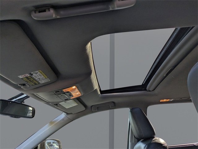 Used 2015 Toyota Highlander Limited image 24