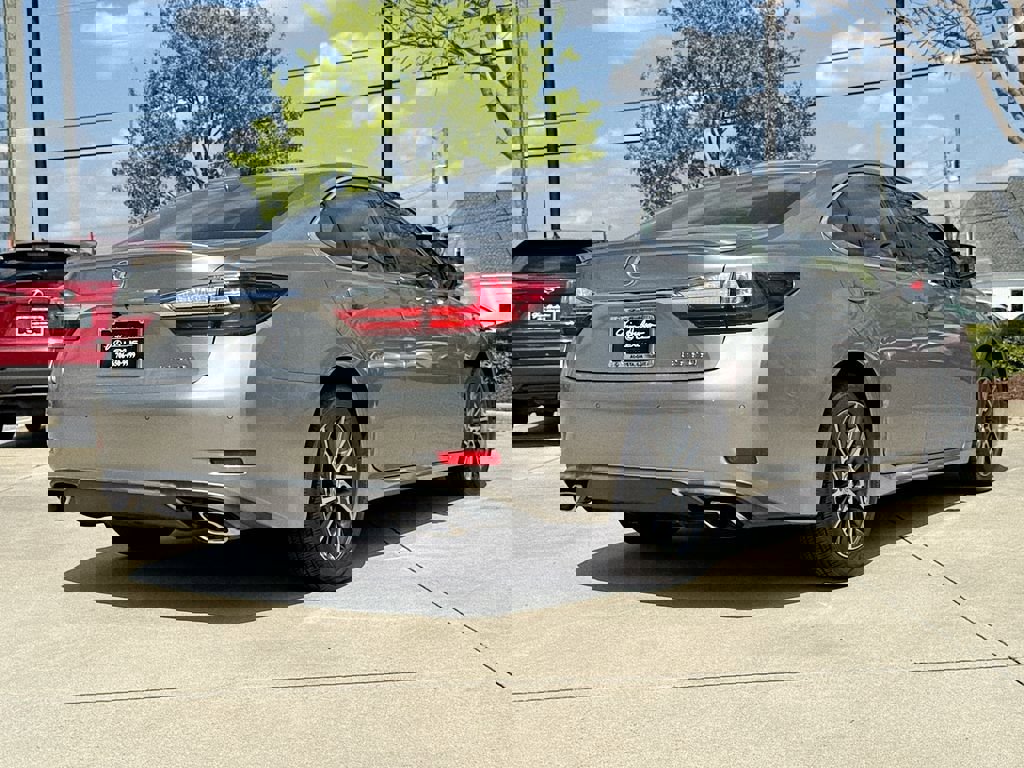 Used 2016 Lexus ES 350 w/ Luxury Package w/Wood Trim image 8