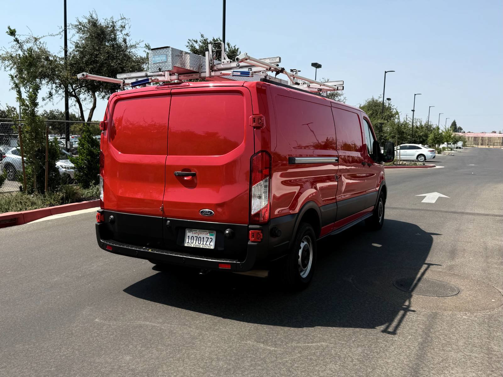 Used 2020 Ford Transit 250 Low Roof RWD image 7